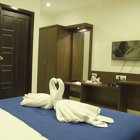 Gemars Comforts Bed and Breakfast Mysore Exteriör bild